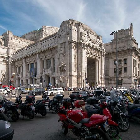 Milano Central Luaran gambar
