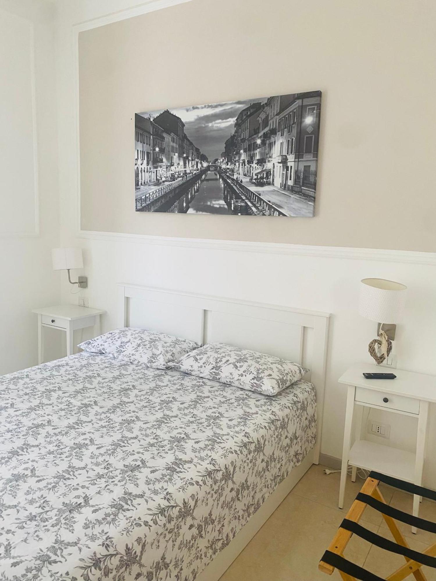 Milano Central Luaran gambar