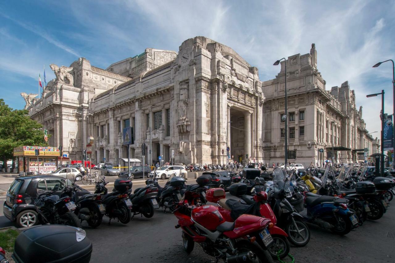 Milano Central Luaran gambar